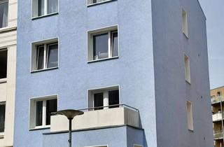 Anlageobjekt in 23554 St. Lorenz Nord, Mehrfamilienhaus mit 5 Wohneinheiten, 4 Garagen und attraktiven Wohnungsgrößen in Lübeck