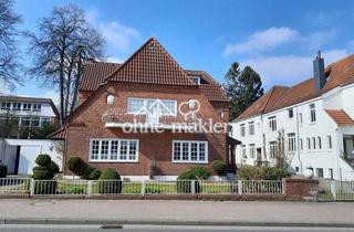 Villa kaufen in 27711 Osterholz-Scharmbeck, Villa Rehfuss Provisionsfreie Stadtvilla mit herrschaftlichem Charme & Top-Anbindung nach Bremen