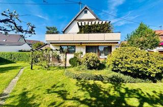 Haus kaufen in 71101 Schönaich, Platz für heute und Potenzial für morgen – 3-Familienhaus mit viel Platz und Bebauungsmöglichkeit