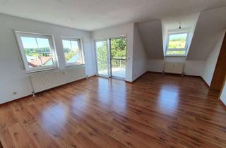 Wohnung kaufen in 74747 Ravenstein, Stilvolles Zuhause: Einbauküche trifft Sonnenbalkon