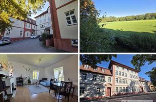Wohnung kaufen in 91126 Schwabach, * KAPITALANLAGE in einem BAUDENKMAL *vermietete 2 Zi-DG-Wohnung in zentraler und naturnaher Lage