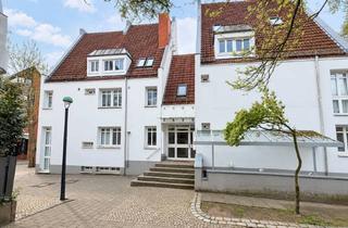 Wohnung mieten in Alte Hafenstr. 27, 28757 Vegesack, **Sanierte 2-Zimmer-Wohnung mit schöner Loggia in zentraler Lage von Bremen-Vegesack**