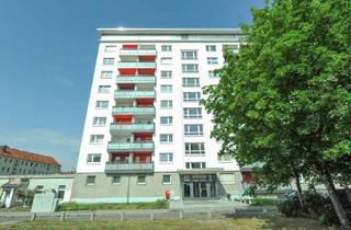 Wohnung mieten in Vogelweide 76, 06130 Südstadt, Komfortable 2-Raum Wohnung mit Aufzug und 2 Balkonen!