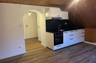 Wohnung mieten in Lenaustr., 85354 Freising, Neu renoviert mit Einbauküche 2-Zimmer-Dachgeschosswohnung in Freising
