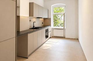 Wohnung mieten in 10553 Berlin, 2 Zimmer mit einer Einbauküche und Tageslichtbad
