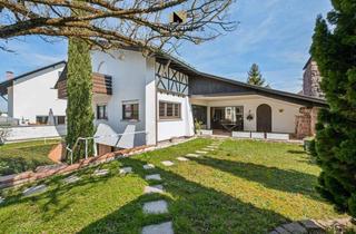 Haus kaufen in 76316 Malsch, Repräsentatives Anwesen, mit stilvollem Ambiente und flexiblem Raumkonzept für Wohnen und Arbeiten!