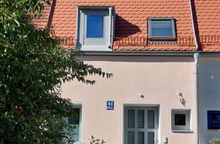 Haus mieten in Waldheimplatz 44, 81739 München, außergewöhnlich charmantes RMH in Waldperlach