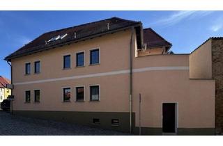 Einfamilienhaus kaufen in 99628 Buttstädt, Massive Substanz im historischen Gewand: Gepflegtes Raumwunder in bester Lage