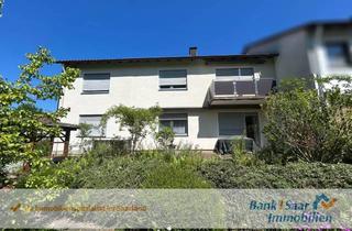 Haus kaufen in 66386 St. Ingbert, Vielseitiges Wohnhaus mit viel Platz, schönem Garten & 2 Garagen in Waldrandlage von St. Ingbert
