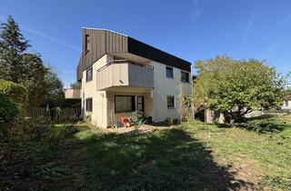 Wohnung kaufen in 70599 Stuttgart, Schöne EG-Wohnung mit großem Gartenanteil in ruhiger und naturnaher Wohnlage