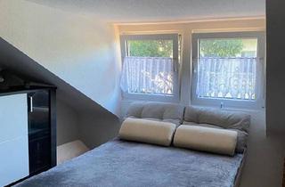 Wohnung kaufen in 75175 Pforzheim, Pforzheim - Schöne Dachgeschoss Wohnung Nähe FH
