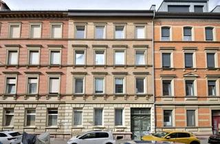 Wohnung kaufen in 76137 Südstadt, Charmante 2-Zimmer-Dachgeschosswohnung