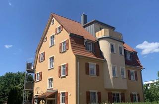 Wohnung kaufen in Schönebürgstraße 57, 74564 Crailsheim, Besondere 2,5-Zimmer-Dachgeschosswohnung mit Empore, Südbalkon & Stellplatz – mitten in Crailsheim