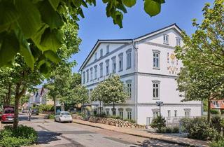 Wohnung kaufen in 25980 Sylt, Historische Eleganz trifft modernen Wohnkomfort - 3-Zi. FeWo in bester Lage von Westerland