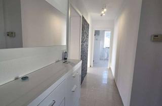 Wohnung kaufen in Bahnhofstr. 158, 78532 Tuttlingen, Saniertes Juwel in Tuttlingen: 2,5 Zimmer mit Balkon und moderner Ausstattung