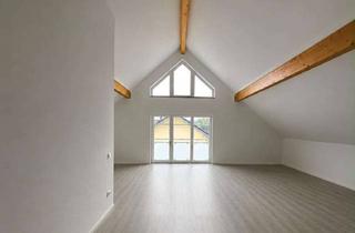 Wohnung mieten in 51766 Engelskirchen, Zentral gelegen & voller Wohnkomfort – attraktive 2-Zimmer-Dachgeschosswohnung