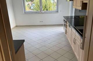 Wohnung mieten in Prüllstraße 66, 93093 Donaustauf, Helle Wohnung mit großem Balkon