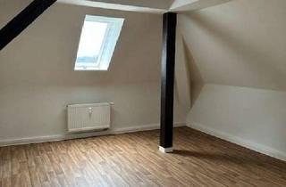 Wohnung mieten in Johannes-Schlaf-Str., 06268 Querfurt, 2-Raum-Wohnung im Dachgeschoss (Aufzug)