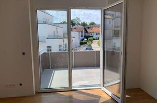Wohnung mieten in Wolkersdorfer Str. 14, 83278 Traunstein, Helles teilmöbliertes Apartment
