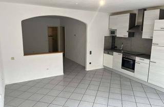 Wohnung mieten in 63768 Hösbach, Hösbach/OT Wenighösbach: 2,5-Zimmer-Wohnung mit Terrasse und Stellplatz