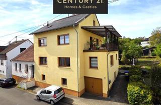 Haus kaufen in 66125 Saarbrücken, Attraktives 1-2 Familienhaus mit Balkon, Garten und Garage in ruhiger Lage von Dudweiler