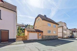 Haus kaufen in 95482 Gefrees, Zweifamilienhaus in zentraler Lage von Gefrees