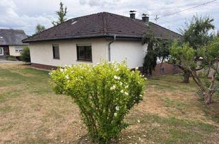Haus kaufen in 55469 Holzbach, Charmantes Familienwohnhaus in begehrter Wohnlage in Holzbach