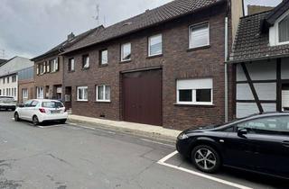 Mehrfamilienhaus kaufen in 50374 Erftstadt, Mehrfamilienhaus mit Wertsteigerungspotenzial