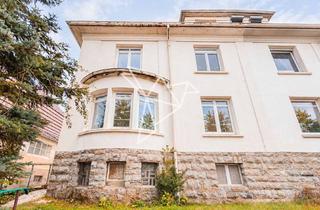 Doppelhaushälfte kaufen in 58638 Iserlohn, Charmante Altbau Doppelhaushälfte sucht Sanierungsprofi in Iserlohn!
