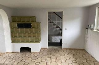 Einfamilienhaus kaufen in 91090 Effeltrich, Charmantes, renovierungsbedürftiges Einfamilienhaus mit Garten und Ausbaupotenzial im Nebengebäude