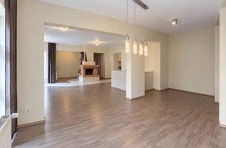 Wohnung kaufen in 67657 Innenstadt, Exklusiv wohnen mitten in der Innenstadt | 150 m² Gesamtfläche | 3 Schlafzimmer | 1,5 Bäder | Kamin