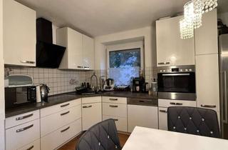Wohnung kaufen in 87435 Kempten, Stadtwohnung mit Charakter: 3-Zimmer-Objekt in Kempten + Garage