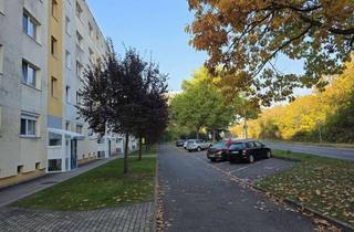 Wohnung kaufen in Lise-Meitner-Straße 15, 06122 Nördliche Neustadt, Schöne, 3-Zimmer-Wohnung mit Terrasse und EBK in Halle