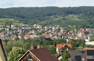 Wohnung mieten in Bühlstraße 27, 73630 Remshalden, Helle 2,5-Zimmer-DG-Wohnung mit zwei Balkonen