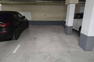 Garagen mieten in Breitensteinweg 1-13, 89075 Oststadt, Moderner TG-Stellplatz in der Ulmer Oststadt (ab 11. Oktober)