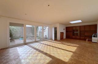Reihenhaus kaufen in 64546 Mörfelden-Walldorf, Mörfelden-Walldorf | Atrium-Reihenhaus: ca. 146 m² Gesamtfläche und über 30 m² Innenhof