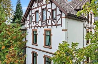 Wohnung kaufen in 37085 Göttingen, Stilvolle 5-Zimmer-Eigentumswohnung in denkmalgeschützter Jugendstilvilla in Göttingen