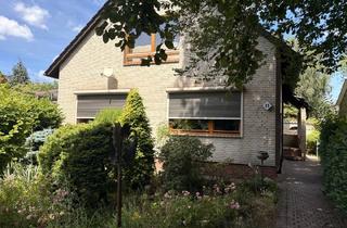 Mehrfamilienhaus kaufen in 22149 Hamburg, RESERVIERT! Objekt mit viel Potential und Platz - sanieren - neu bauen - alles ist möglich...