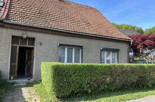 Haus kaufen in 06577 Heldrungen, An der Schmücke - Sanierungsobjekt Wohnhaus Heldrungen - 636m2 Grundstück VB
