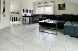Wohnung kaufen in 76437 Rastatt, Ideal für Singles und Kapitalanleger: charmante 2,5 Zimmer Dachgeschosswohnung