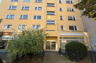 Wohnung kaufen in 13581 Spandau, über 4% Rendite - Modernisierungsbedürftige vermietete Wohnung mit Balkon in Berlin-Spandau