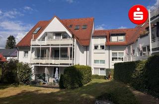 Wohnung kaufen in 90453 Katzwang, Viel Licht, viel Raum, eigener Charakter: Individuelle 2-Zimmer-Dachgeschosswohnung mit Balkon