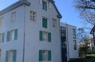 Wohnung kaufen in Haus Harkorten, 58135 Haspe, Maisonette im Dachgeschoss eines historischen Ensembles