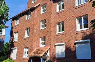 Wohnung kaufen in Krupunder Grund 58, 25469 Halstenbek, Traumhafte Dachgeschoßwohnung über zwei Ebenen, von Privat