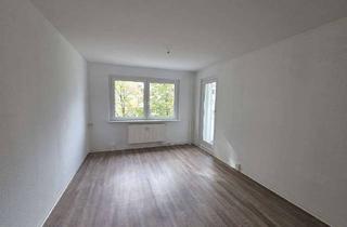 Wohnung mieten in Neue Vogelsdorfer Straße 18, 15562 Rüdersdorf, Die pure Idylle - 3-Zimmer-Wohnung mit Balkon im Grünen!
