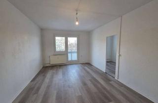 Wohnung mieten in Rosa-Luxemburg-Allee 57, 14772 Hohenstücken, 2 Zimmer mit Balkon zum Wohlfühlen in Hohenstücken!