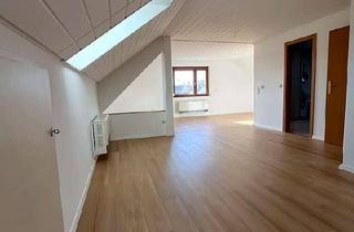 Wohnung mieten in Oststraße 16, 74246 Eberstadt, Sonnige, renovierte 2-Zimmer-Dachgeschosswohnung in Eberstadt
