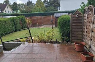 Wohnung mieten in Schwartauer Straße 40, 23611 Bad Schwartau, Renovierte 2-Zimmer Wohnung mit großem Garten