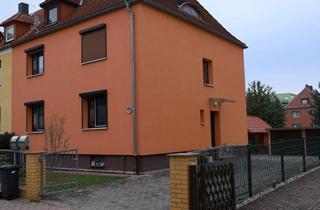 Wohnung mieten in Friesenstraße 15, 06749 Bitterfeld-Wolfen, Lebendiger Alltag in Bitterfeld: 3-Zimmer-Wohnung mit Stellplatz