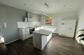 Charmante 2-Zimmer-Wohnung mit Balkon in ruhiger Wohnlage  in Bergkirchen